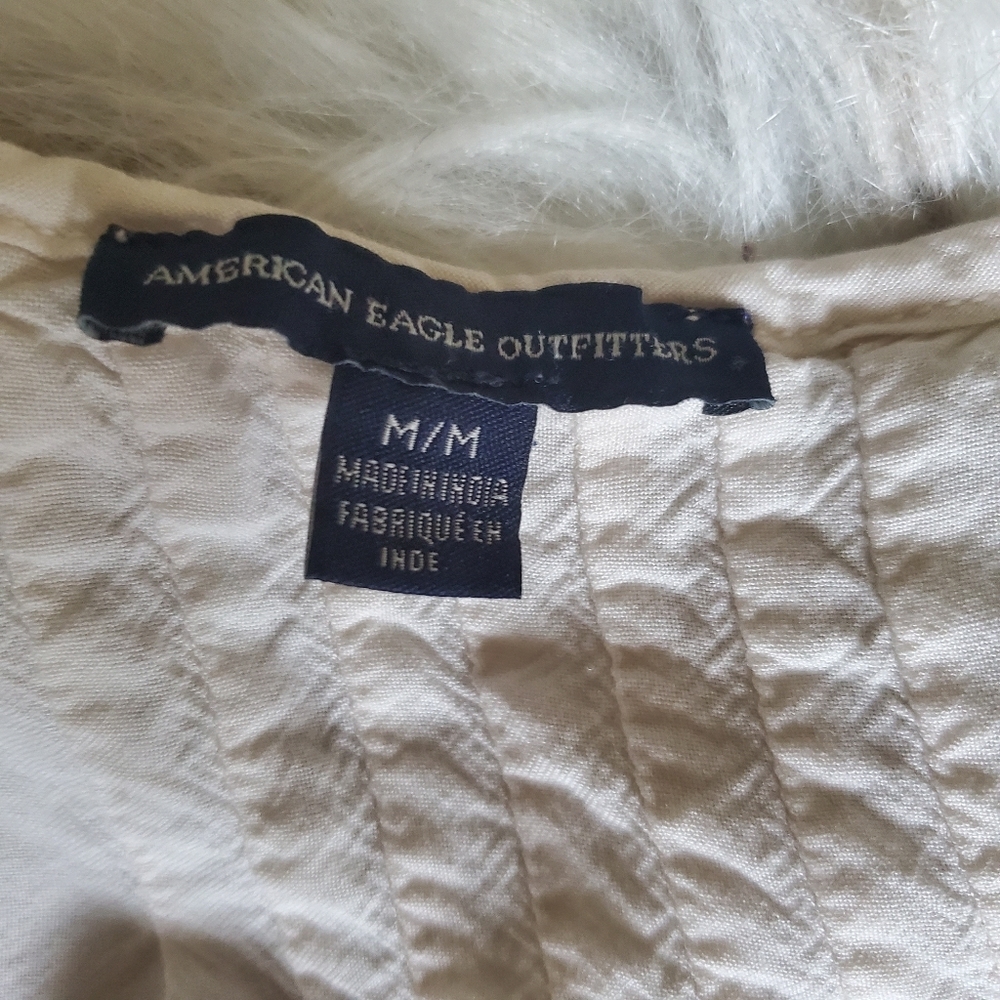 American Eagle Ruffle Top - Picture 4 of 4